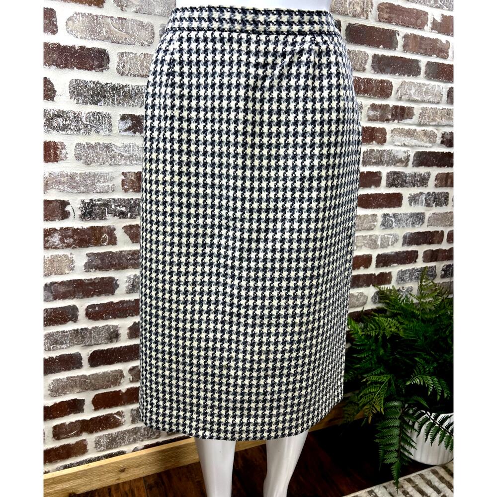 VTG Pendleton 100% Virgin Wool Black, Grey & White Houndstooth Midi Women's 10